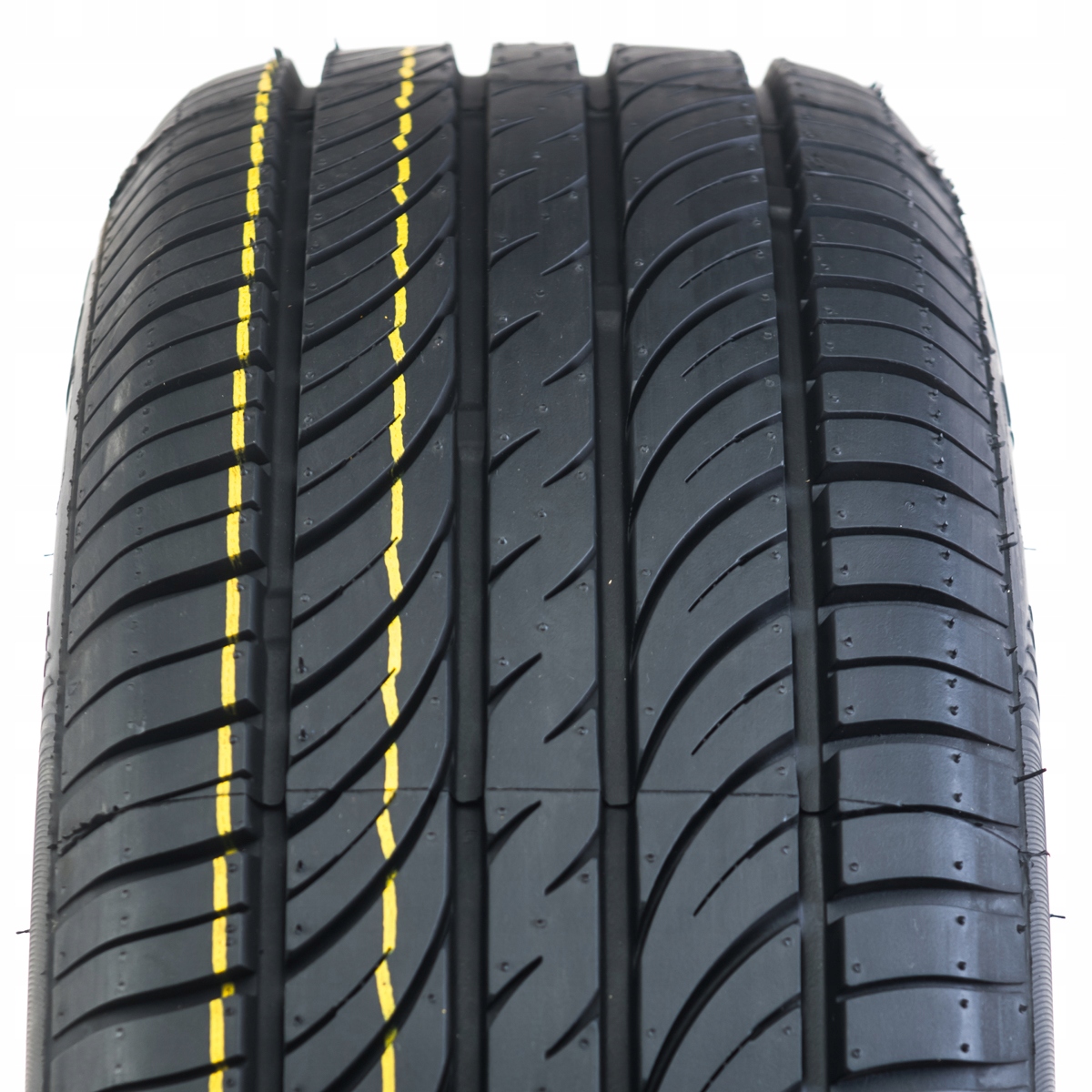 195/65R15 opona ONYX NY-801 91V